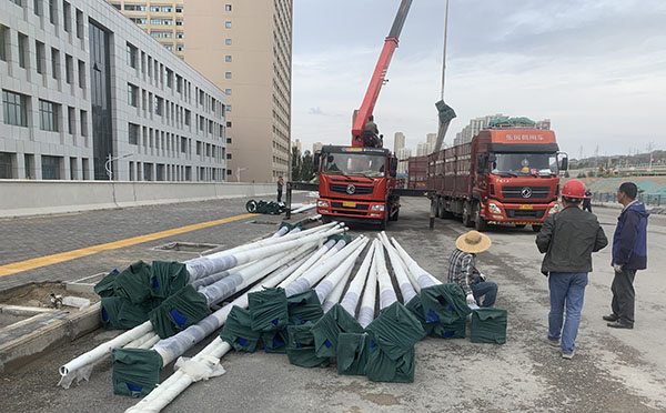 农村肃州太阳能路灯安装全解析：庭院肃州太阳能路灯施工指南